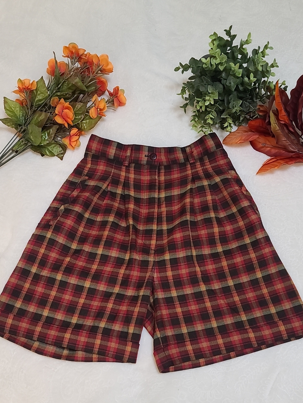 Vintage Paul Harris Design 90s High Waisted Pleated Trouser Shorts Plaid Bermuda